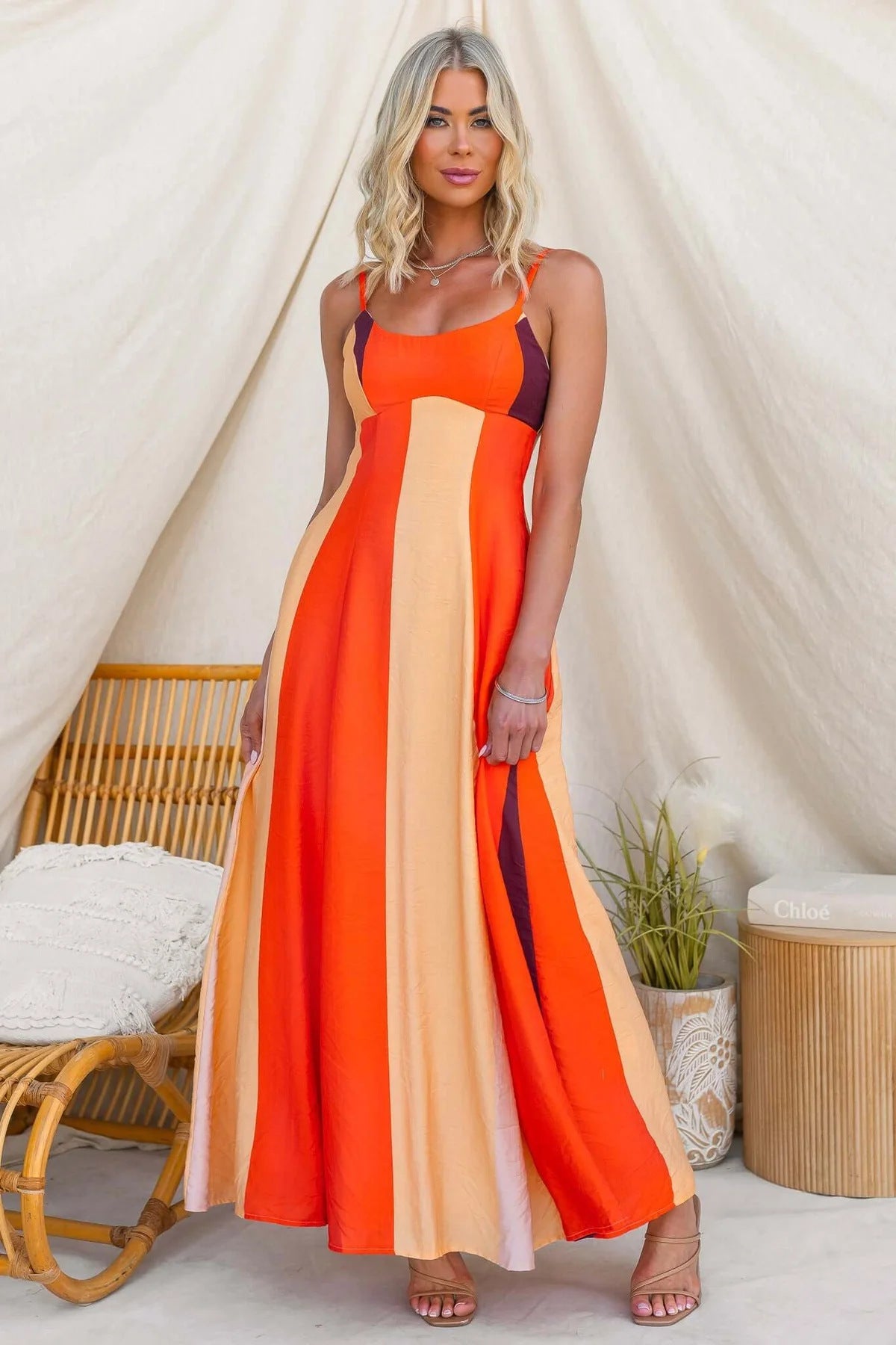 The Perfect Vacation Outfit That Sells Out Fast